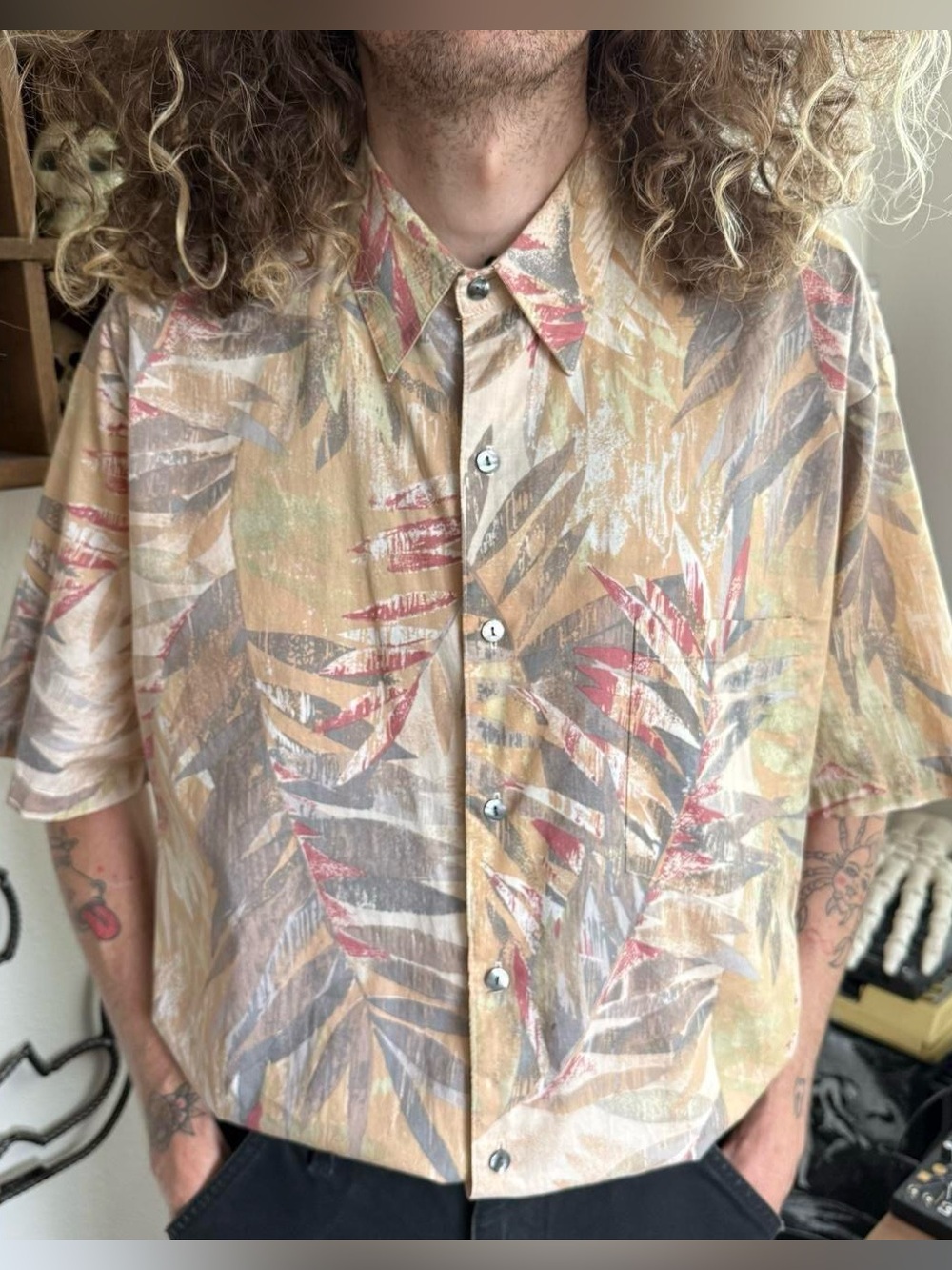 Vintage 90s Abstract Tropical Palm Leaf AOP Hawaiian Shirt ~ Size Large